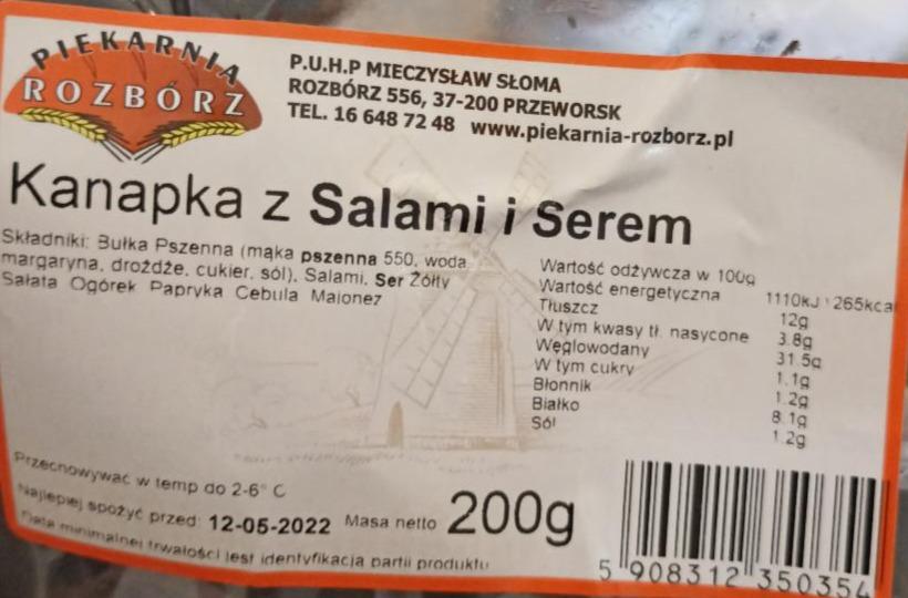 Zdjęcia - Kanapka z salami i serem Rozbórz
