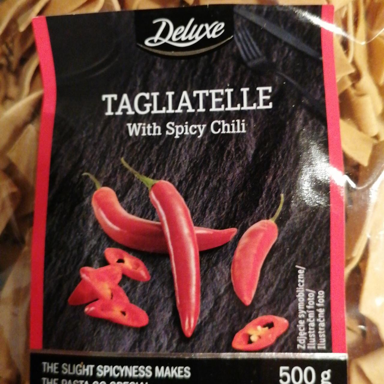 Zdjęcia - Tagliatelle with Spicy Chili Deluxe