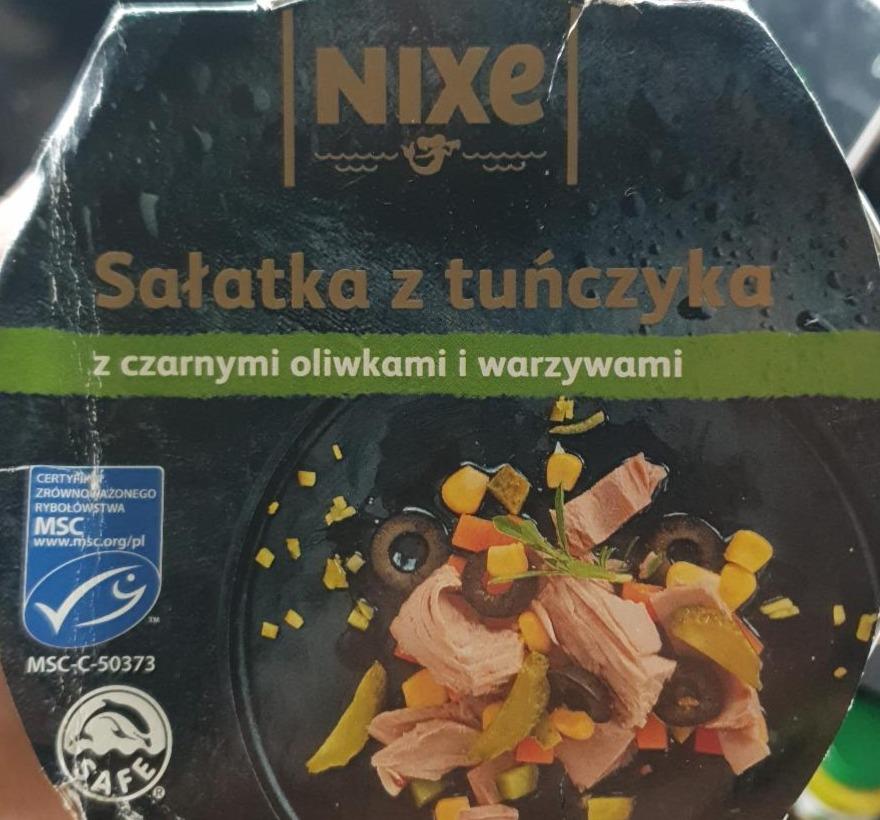 Zdjęcia - Sałatka z tuńczyka z czarnymi oliwkami i warzywami Nixe