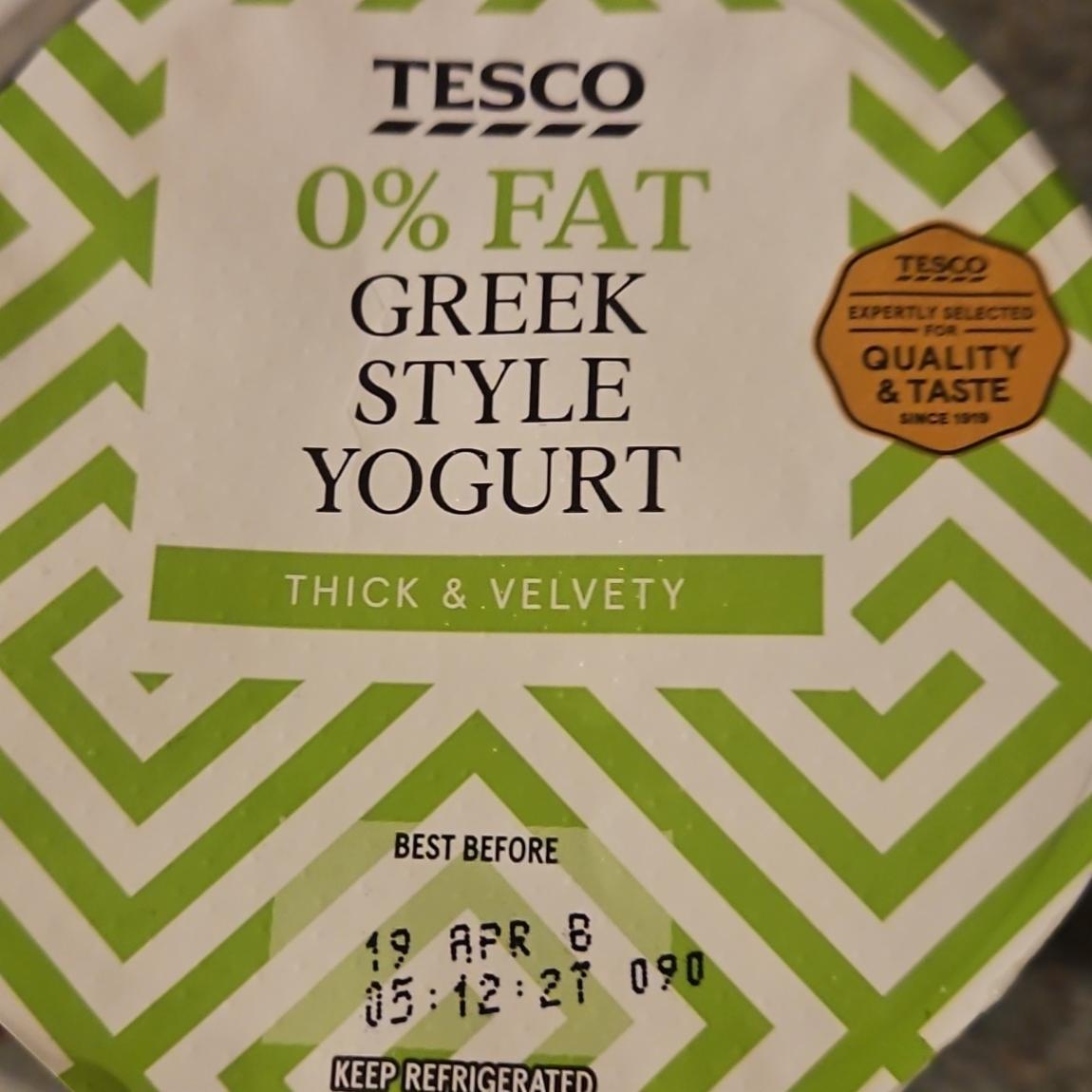 Zdjęcia - Greek style natural yogurt 0% fat Tesco