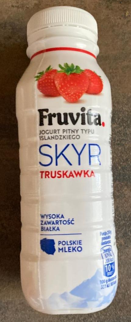 Zdjęcia - Jogurt pitny typu islandzkiego skyr truskawka FruVita