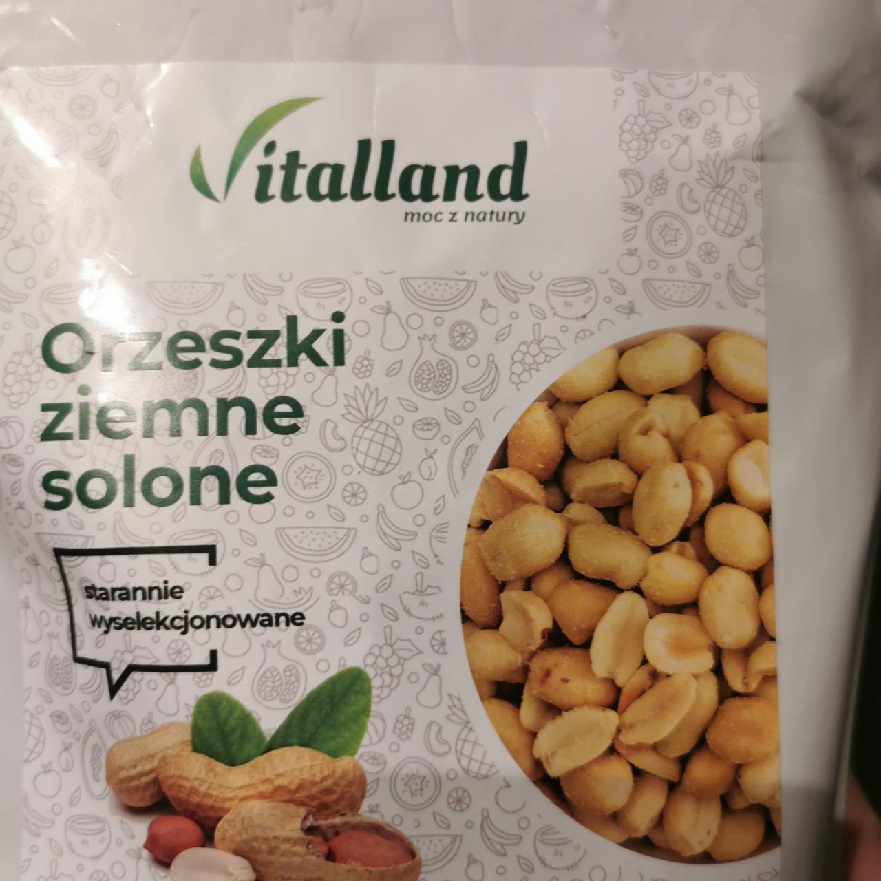 Zdjęcia - Orzeszki ziemne solone Vitalland