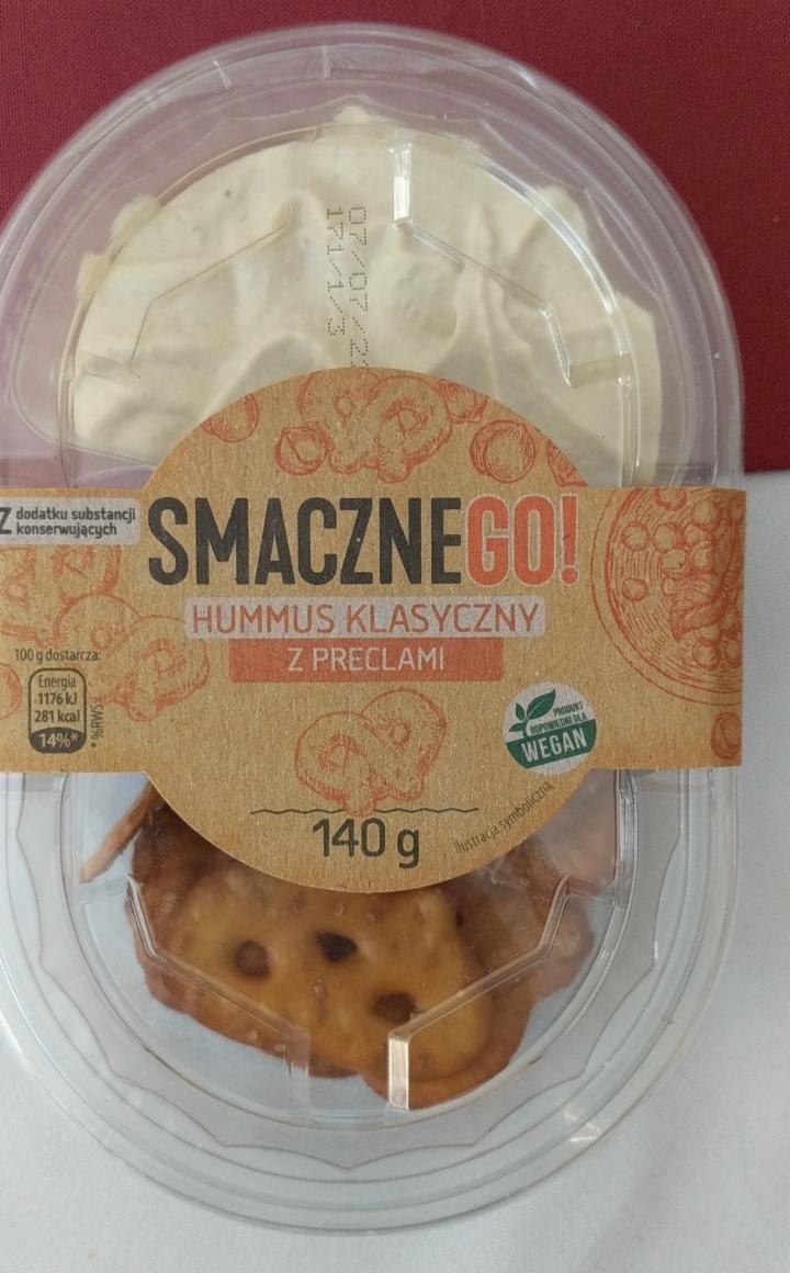 Zdjęcia - Hummus klasyczny z preclami SmaczneGo!