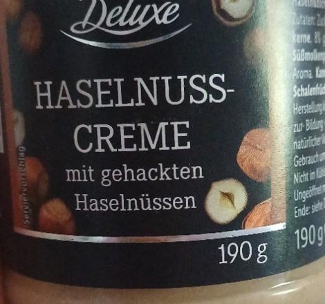 Zdjęcia - Haselnuss creme mit gehackten haselnussen Deluxe