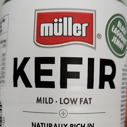 Zdjęcia - Kefir mild low fat Müller