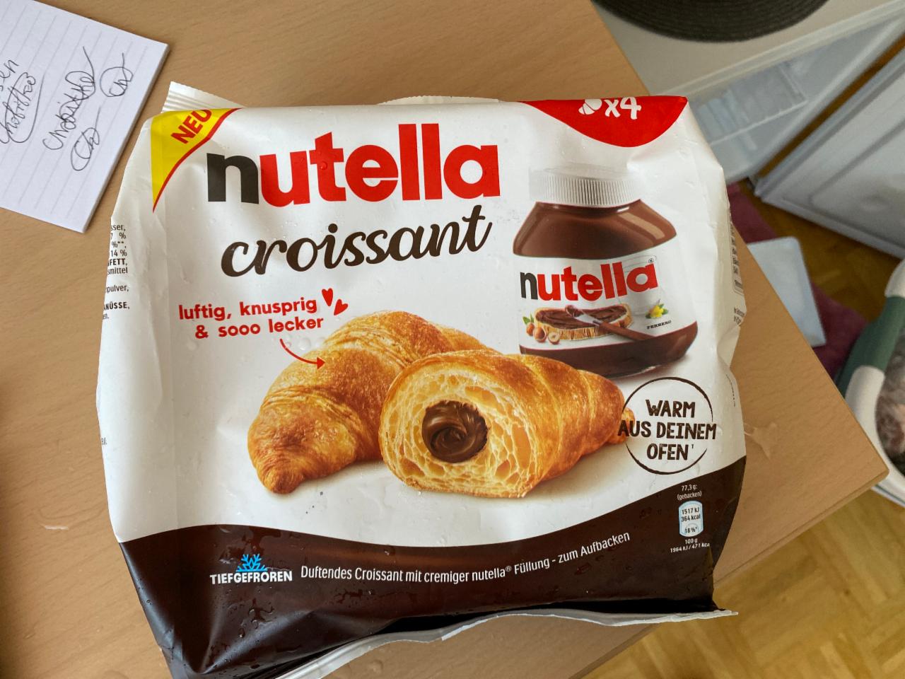 Zdjęcia - Croissant Nutella