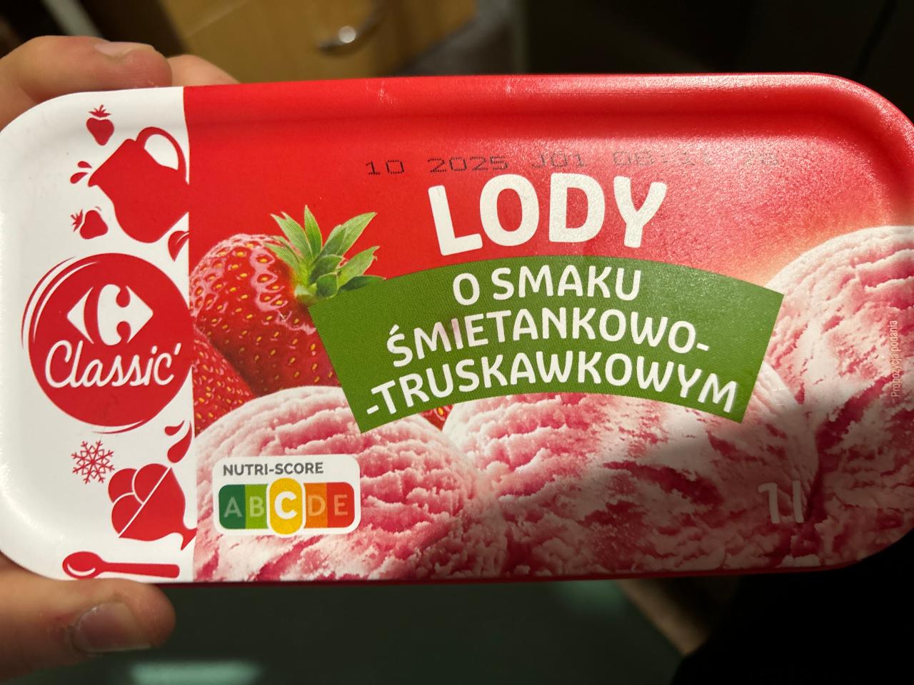 Zdjęcia - Lody śmietankowo truskawkowe Carrefour