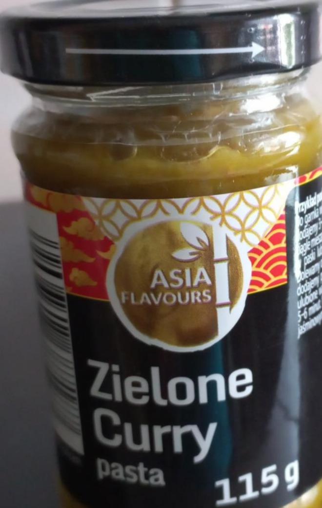 Zdjęcia - Zielone curry pasta Asia flavours