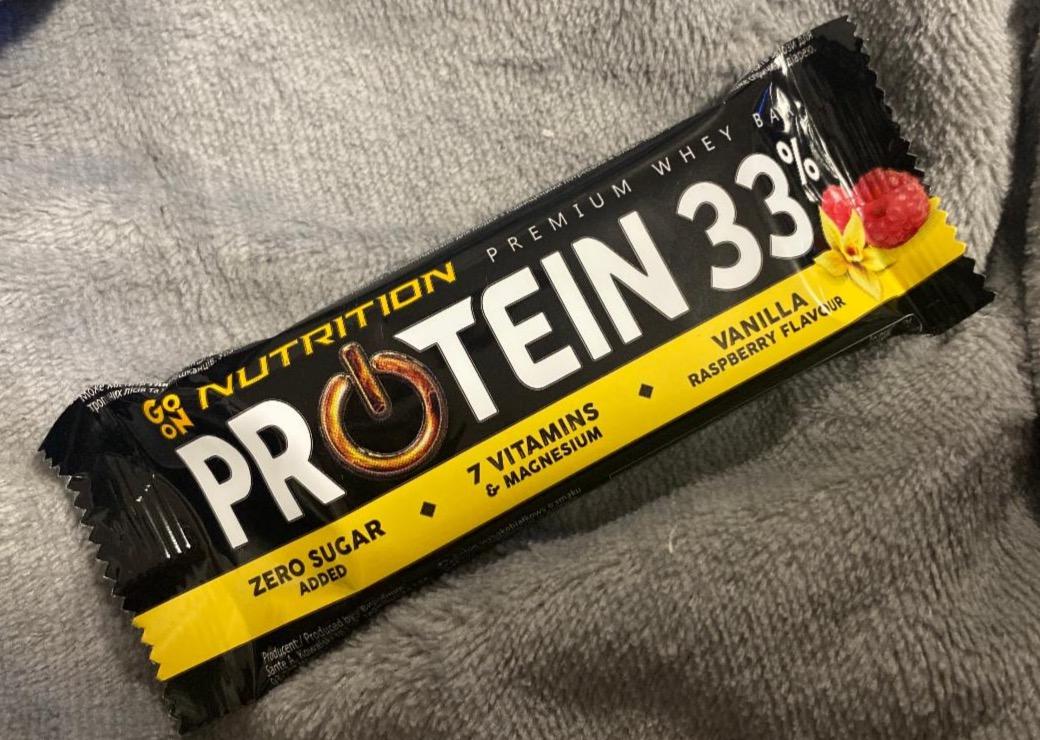 Zdjęcia - Protein 33% baton o smaku waniliwo-malinowym Go on nutrition
