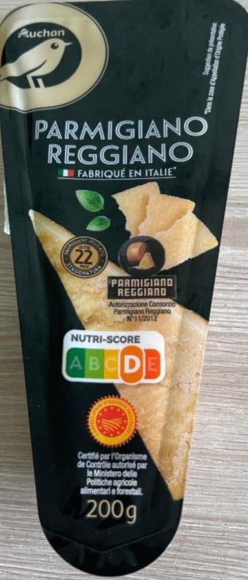 Zdjęcia - Ser twardy parmigiano reggiano auchan