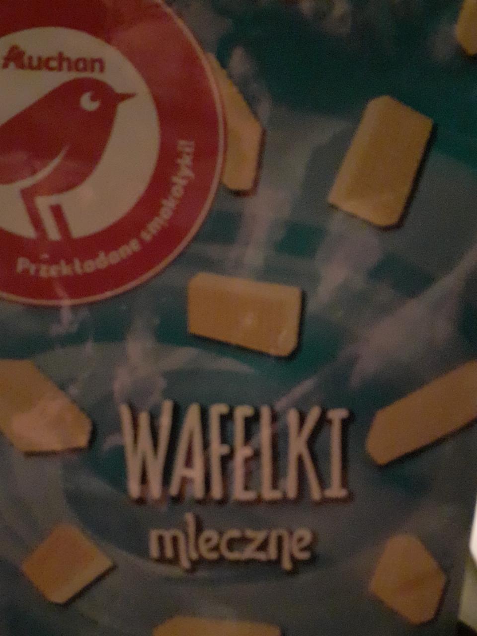 Zdjęcia - wafelki mleczne Auchan