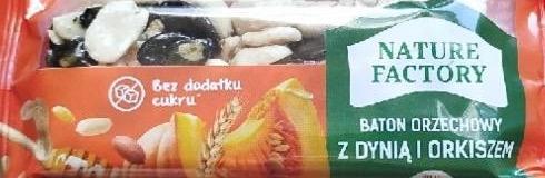 Zdjęcia - Baton orzechowy z dynią i orkiszem Nature Factory