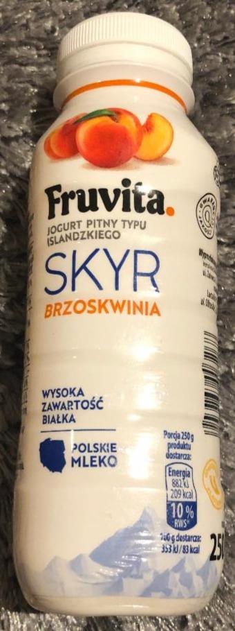 Zdjęcia - Jogurt pitny typu islandzkiego Skyr brzoskwinia FruVita