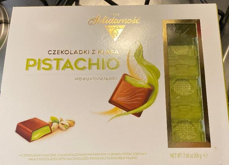 Zdjęcia - Solidarność Czekoladki z Klasą Pistachio Czekoladki mleczne 200 g