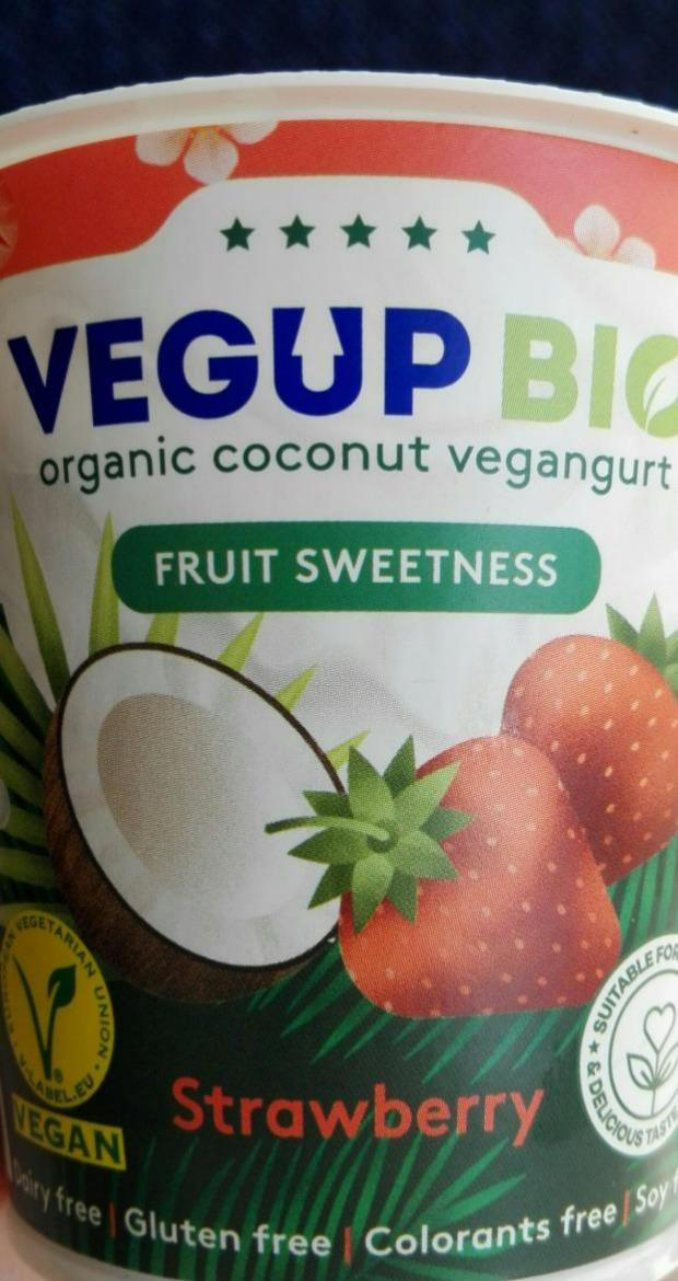 Zdjęcia - Vegup Bio Kokosowy vegangurt truskawka 140 g