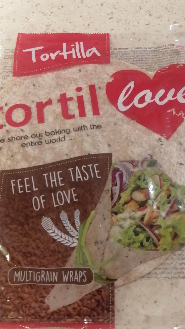Zdjęcia - Tortilla pszenno-żytnia wieloziarnista z nasionami lnu i czarnuszką Tortill love
