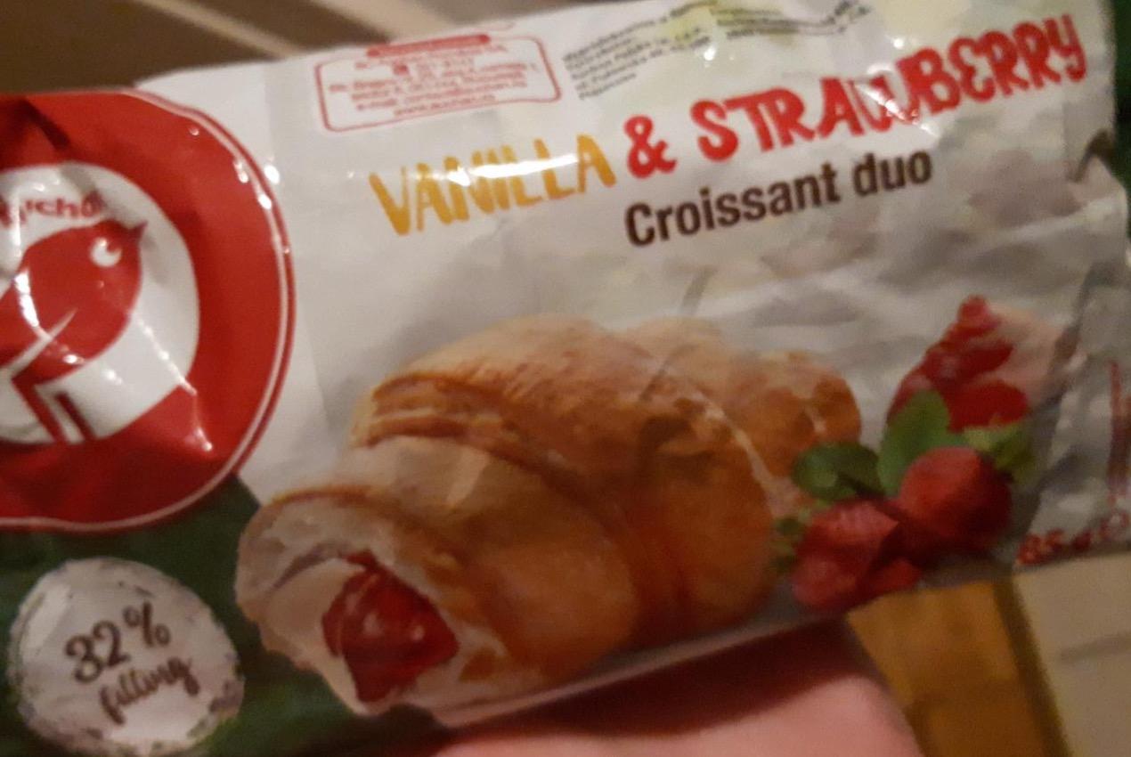 Zdjęcia - Vanilla & Strawberry Croissant duo Auchan