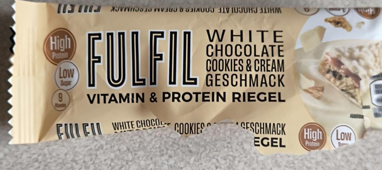 Zdjęcia - Baton z białą czekoladą i ciastkami FulFil