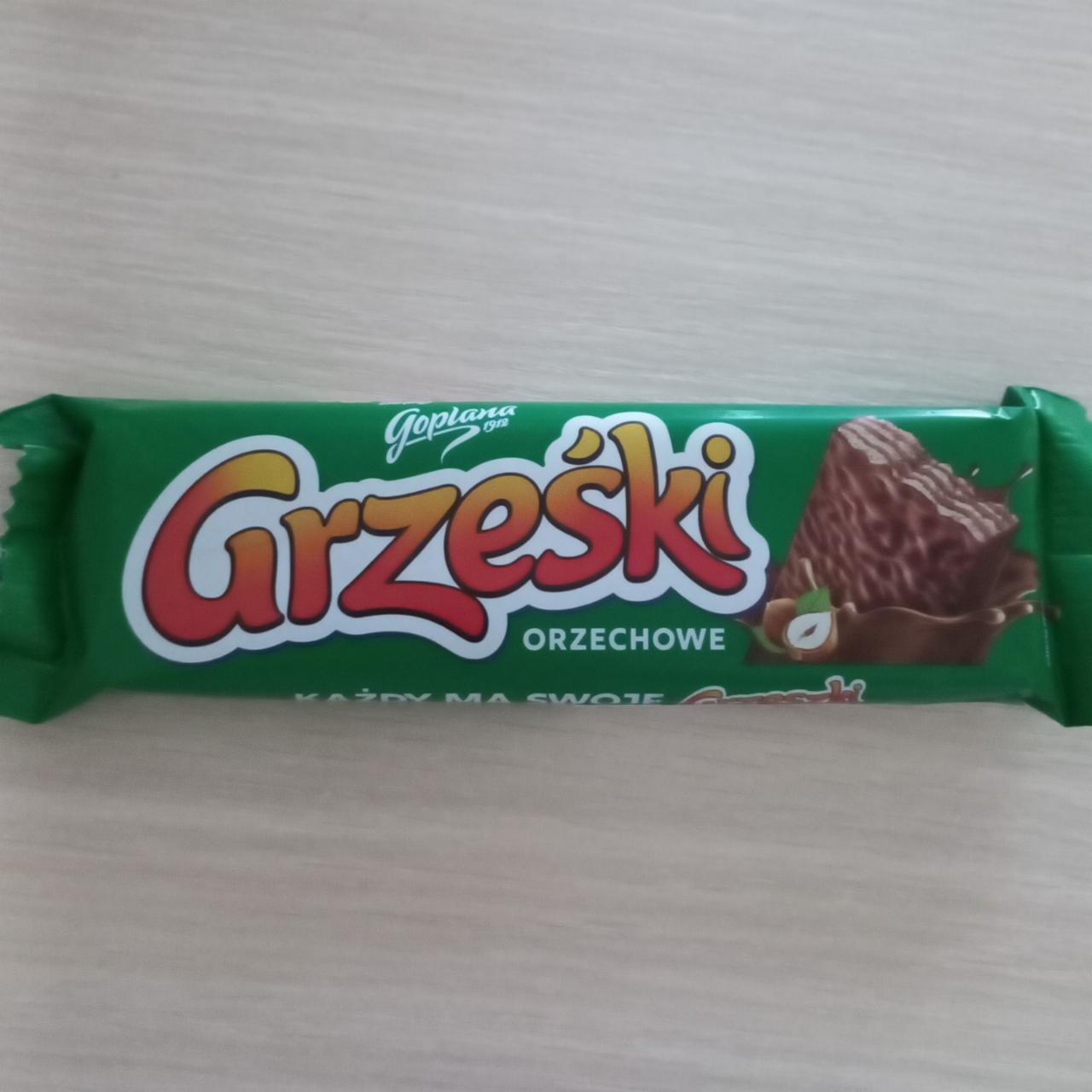 Zdjęcia - Grześki Orzechowe Wafel przekładany kremem orzechowym w czekoladzie mlecznej 36 g