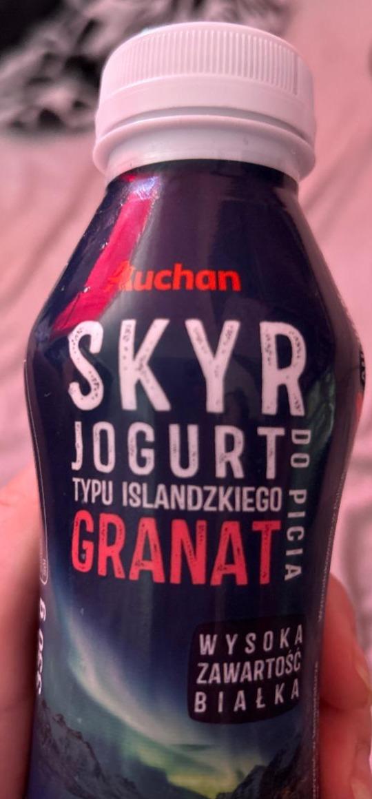 Zdjęcia - Skyr jogurt typu islandzkiego granat Auchan