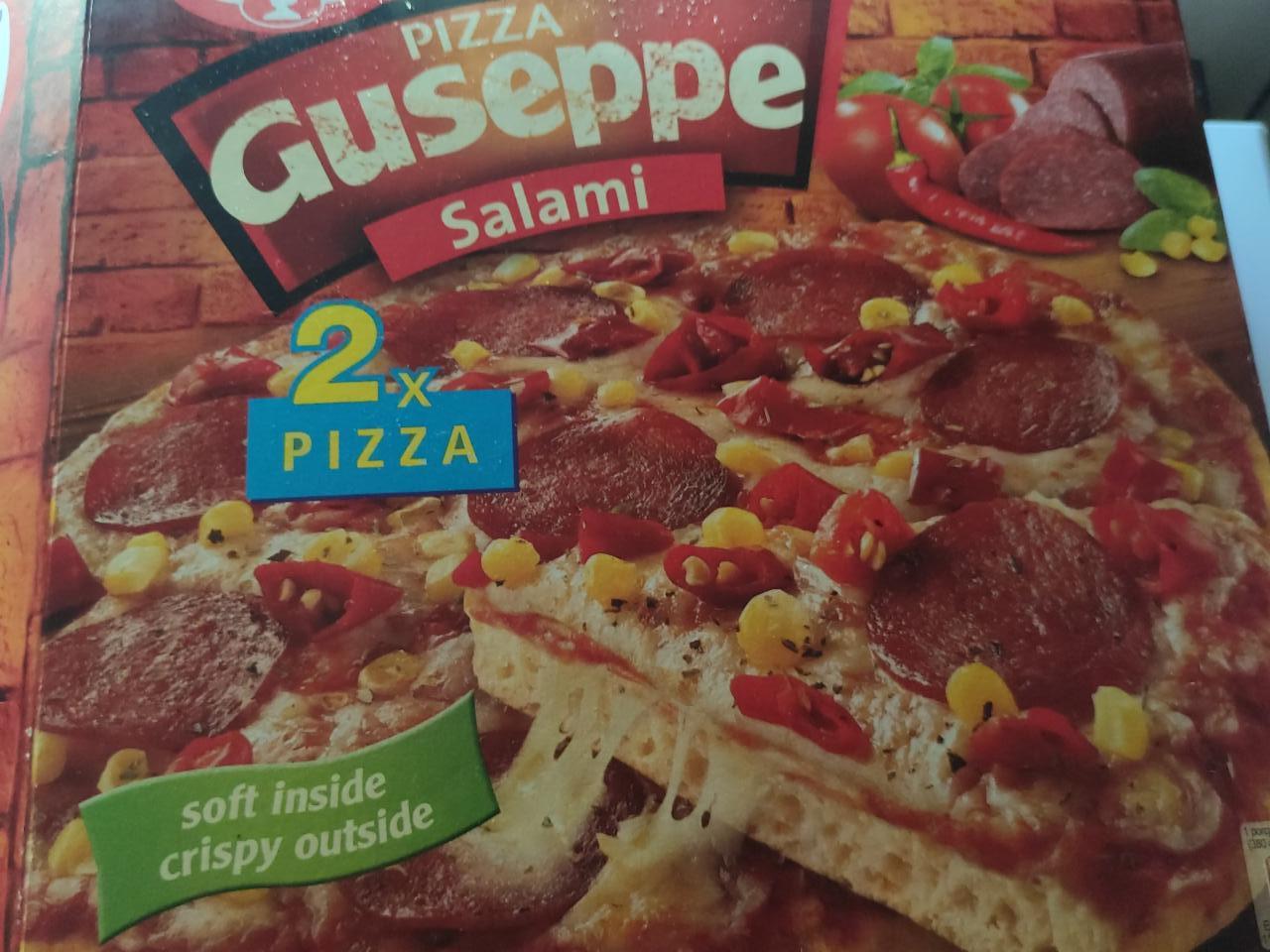 Zdjęcia - Pizza Giuseppe salami