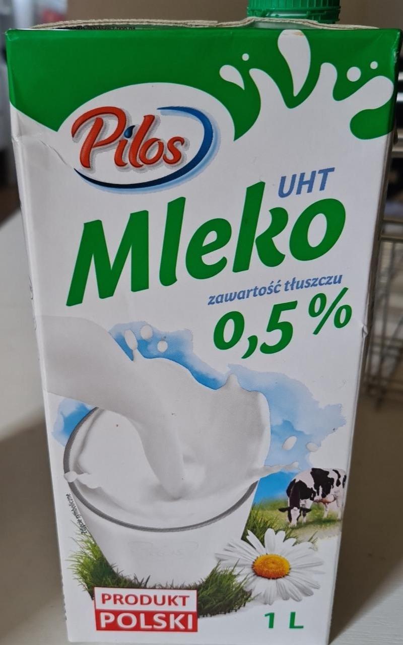 Zdjęcia - Mleko UHT 0,5% zawartosć tluszczu Pilos