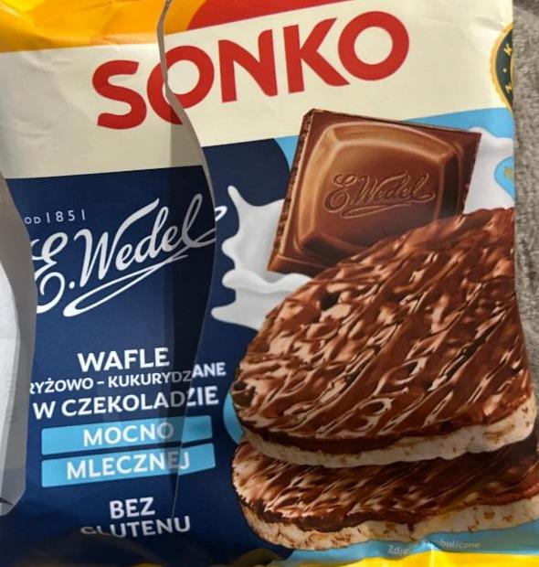 Zdjęcia - Wafle ryżowo kukurydziane w czekoladzie mocno mlecznej Sonko