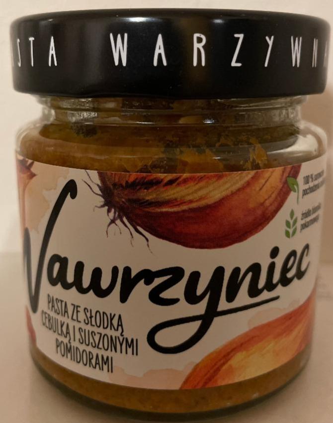 Zdjęcia - Wawrzyniec Pasta ze słodką cebulką i suszonymi pomidorami 180 g