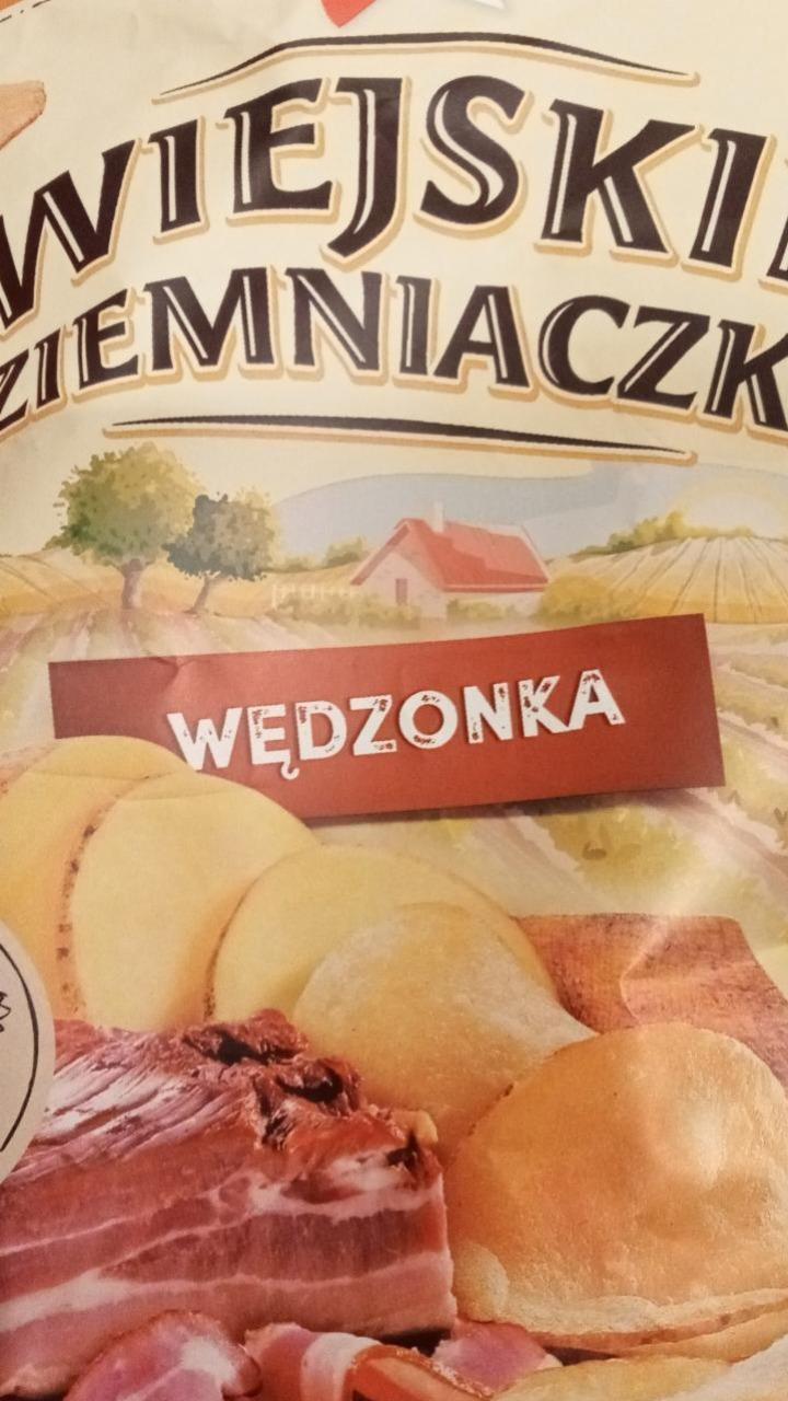 Zdjęcia - Wiejskie Ziemniaczki Chipsy ziemniaczane o smaku wędzonki 130 g