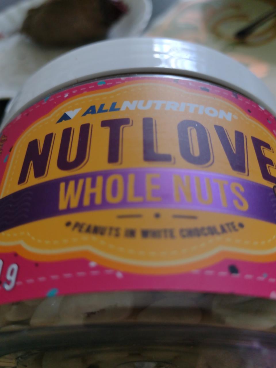 Zdjęcia - Nutlove whole nuts peanuts in white chocolate Allnutrition