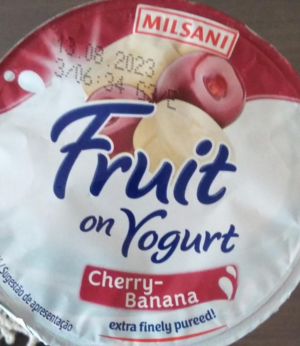 Zdjęcia - Fruit on yogurt Cherry-Banana Milsani