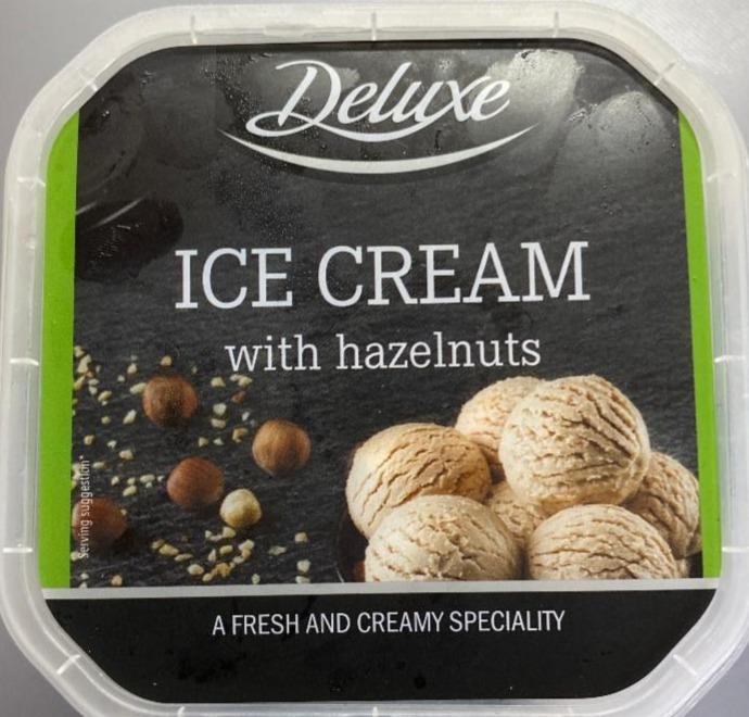Zdjęcia - Ice cream with hazelnuts Deluxe