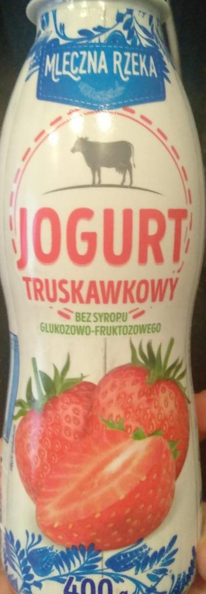 Zdjęcia - Jogurt truskawkowy Mleczna Rzeka