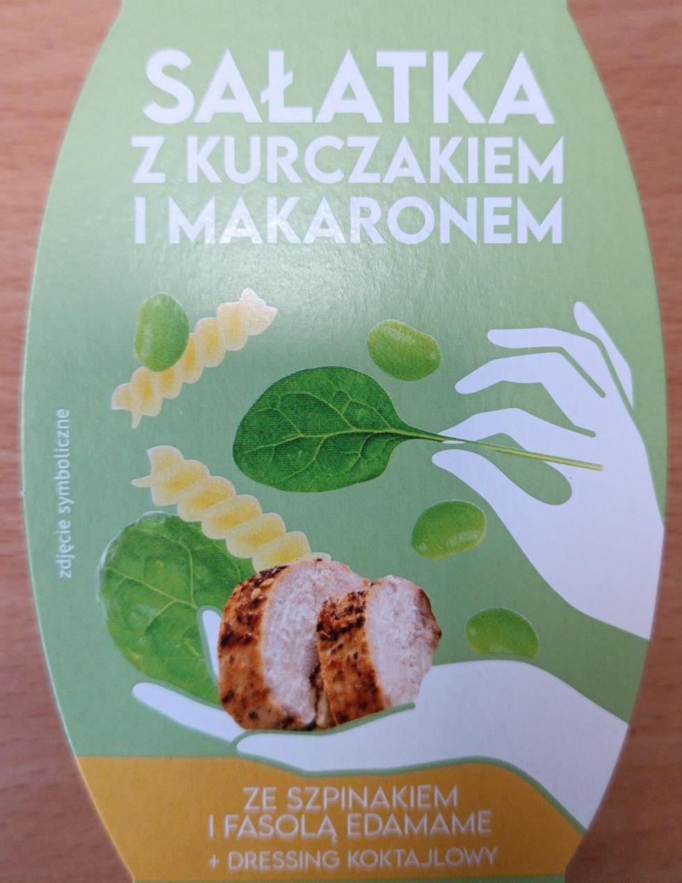 Zdjęcia - Sałatka z kurczakiem i makaronem ze szpinakiem i fasolą edamame