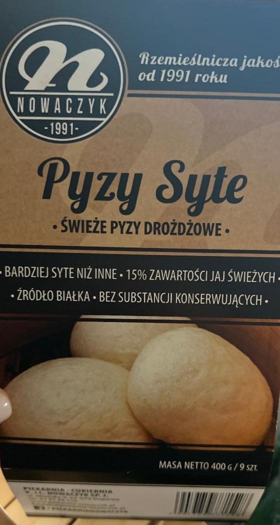 Zdjęcia - Pyzy syte NOWACZYK