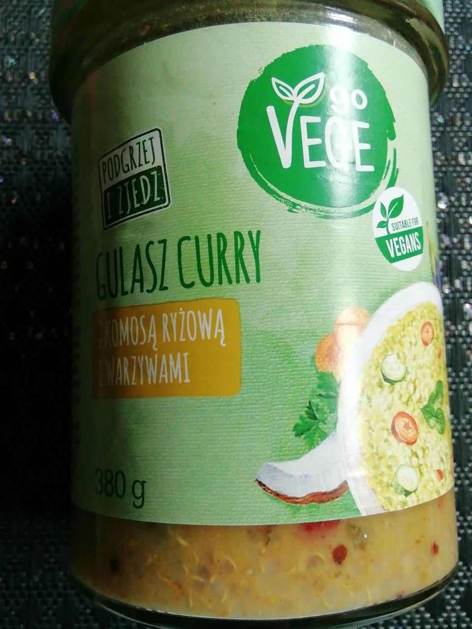Zdjęcia - Gulasz Curry z komosą ryżową i warzywami Go Vege