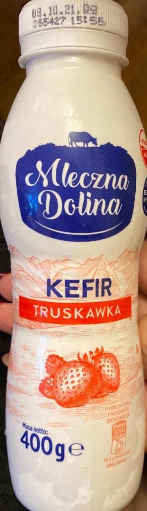 Zdjęcia - kefir truskawka mleczna dolina