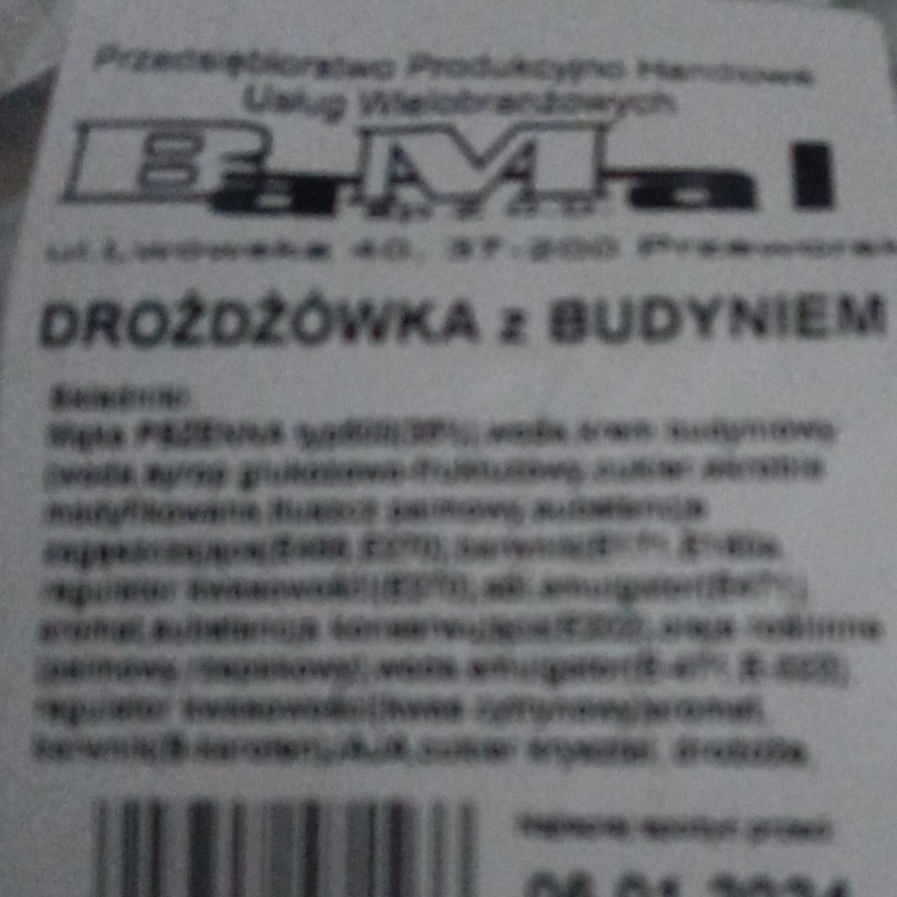 Zdjęcia - Drożdżówka z budyniem Bamal