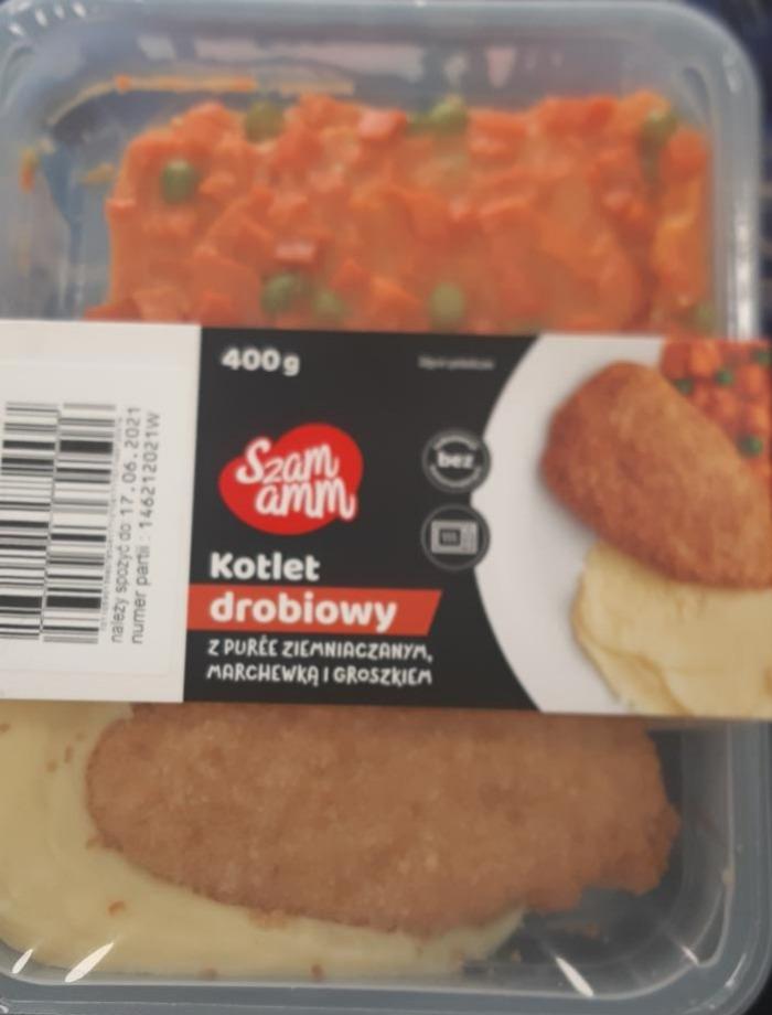 Zdjęcia - Kotlet drobiowy z purée ziemniaczanym I marchewką z groszkiem Szamamm