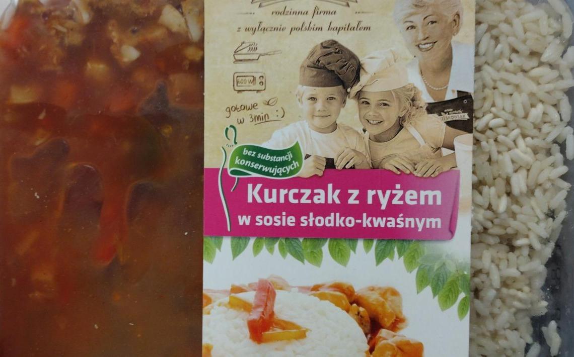 Zdjęcia - Kurczak z ryżem w sosie słodko-kwaśnym