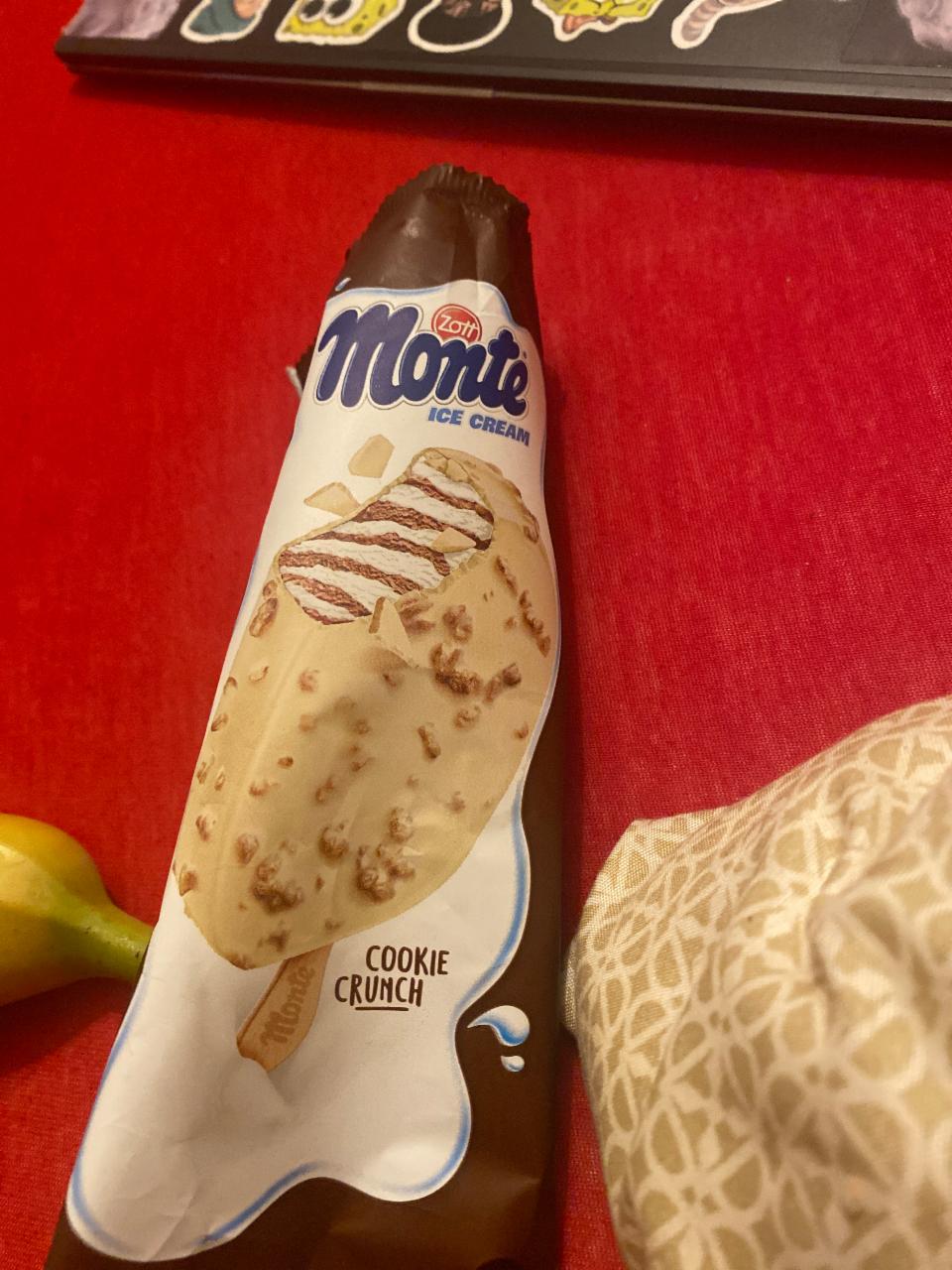 Zdjęcia - Monte Lody śmietankowe i lody czekoladowo-orzechowe w czekoladzie mlecznej 110 ml Zott