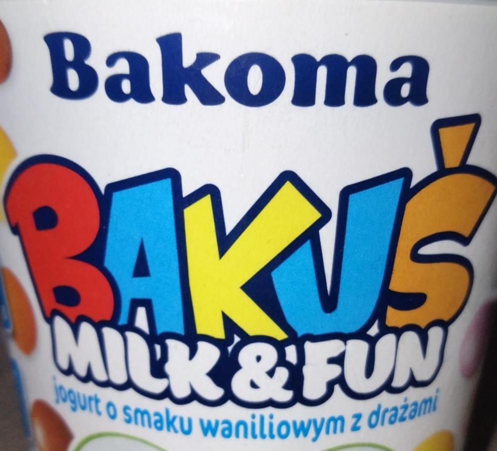Zdjęcia - Bakuś Milk&Fun wanilia z drażami Bakoma