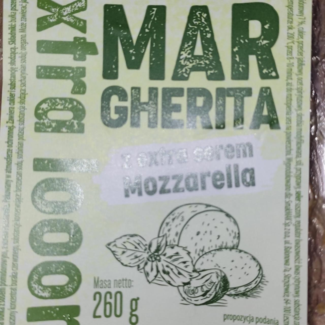 Zdjęcia - zapiekanka Margherita z extra serem mozzarella smak mak