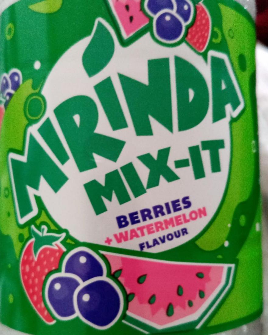 Zdjęcia - Mirinda Mix-It Berries + Watermelon Napój gazowany