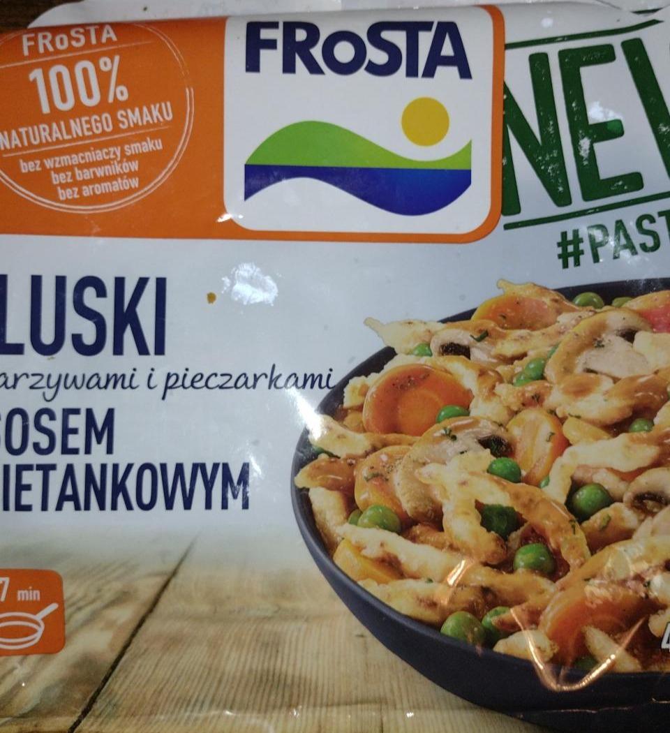 Zdjęcia - Frosta Kluski z warzywami i pieczarkami z sosem śmietankowym