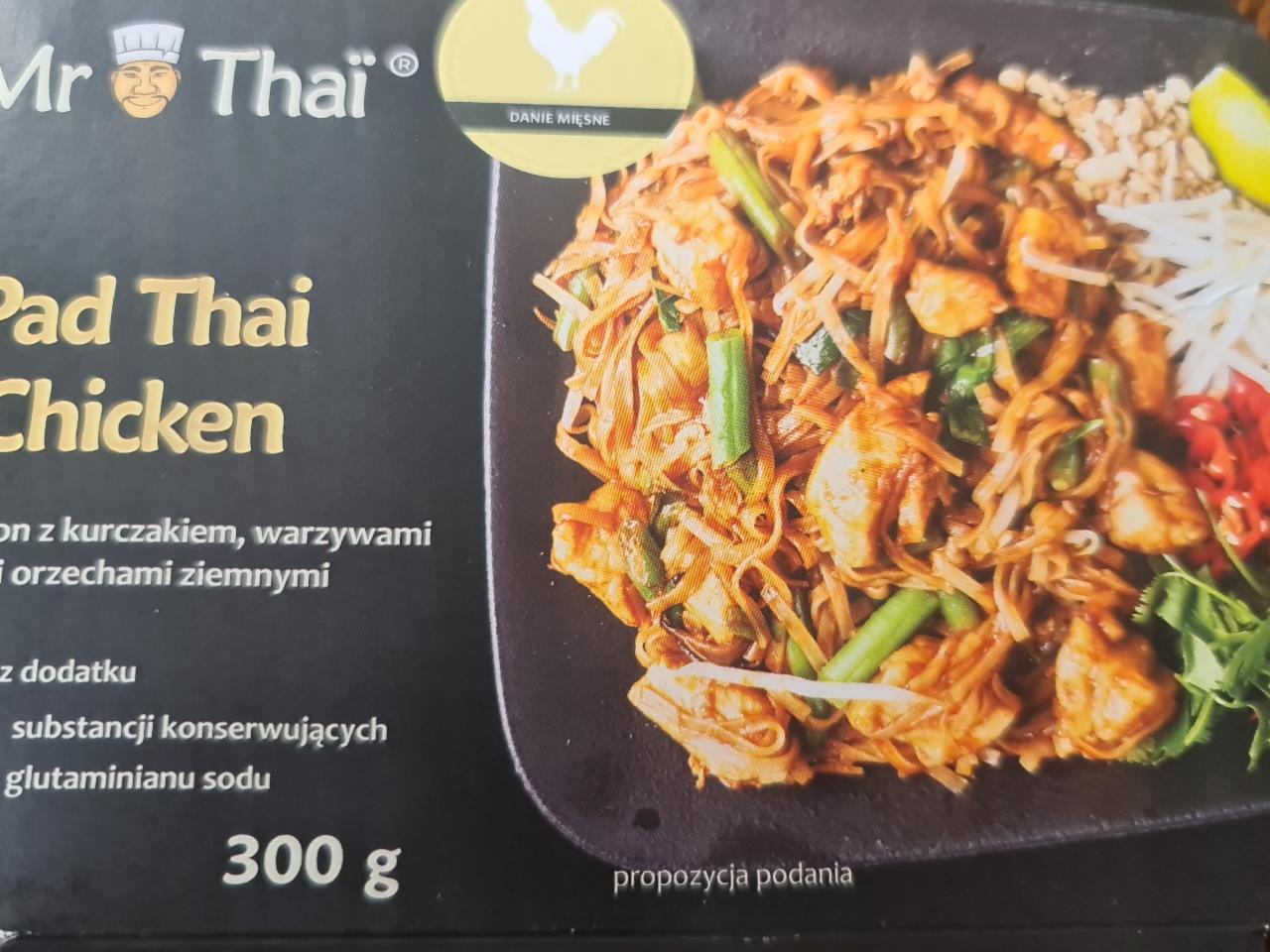 Zdjęcia - Makaron z kurczakiem,warzywami I orzeszkami ziemnymi Mr Thai
