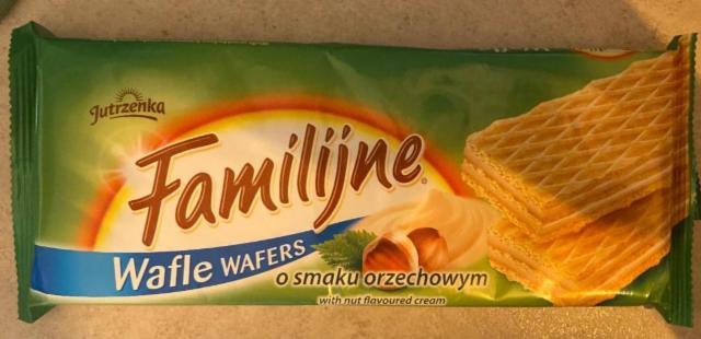 Zdjęcia - Familijne wafle wafers o smaku orzechowym Jutrzenka
