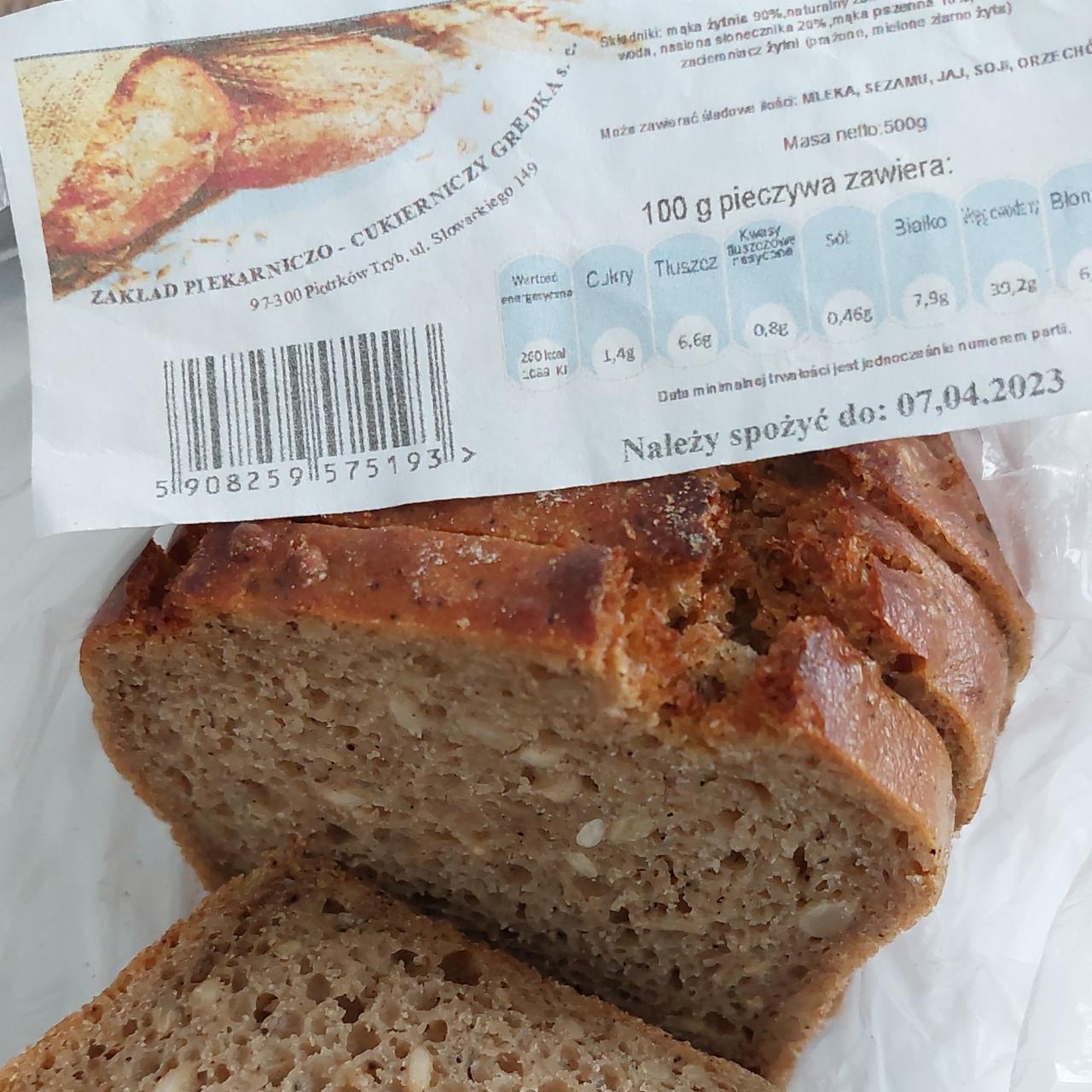 Zdjęcia - Chleb żytni ze słonecznikiem Gredka