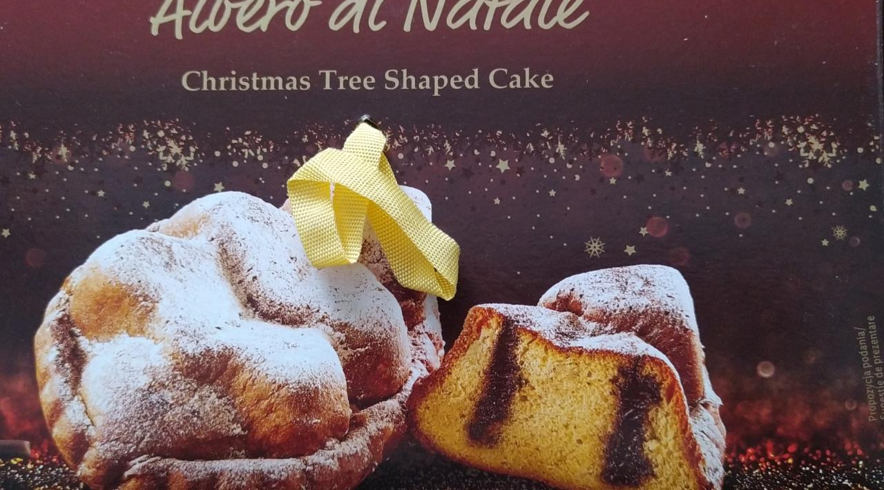 Zdjęcia - Christmas tree Shaped Cake Albero di natale Favorina