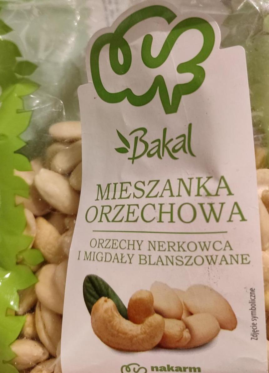 Zdjęcia - Mieszanka orzechowa orzechy nerkowca i migdały blanszowane Bakal